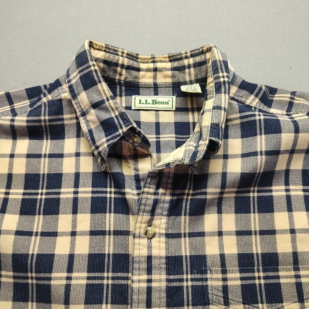 LL Bean Men's Blue Stripe‎ Button Down With Pocket Long Sleeve Size Large Shirt